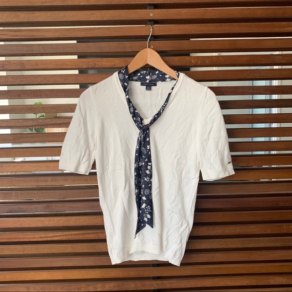 Tommy Hilfiger Top - Picture 1 of 3